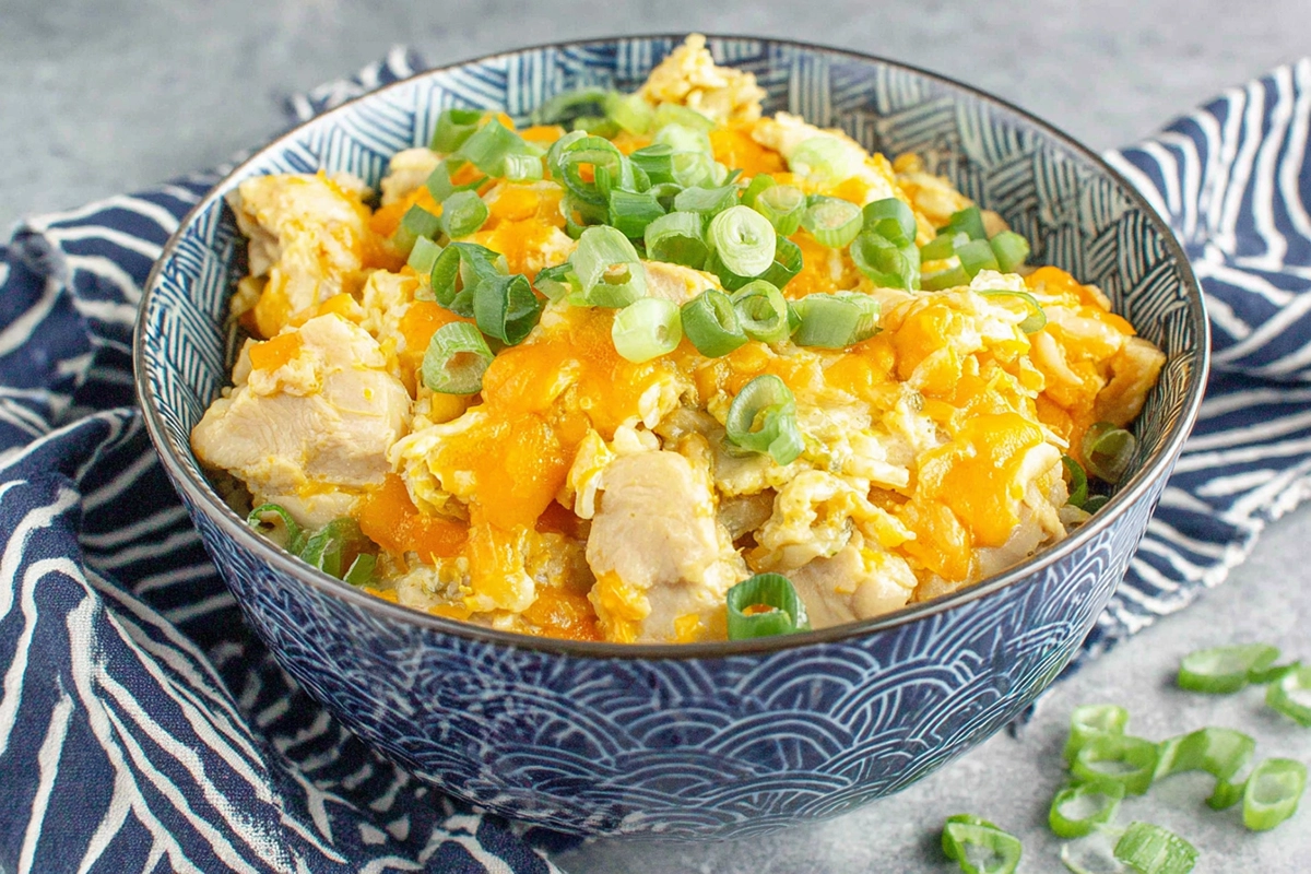 Japanese Chicken Egg Rice Bowl