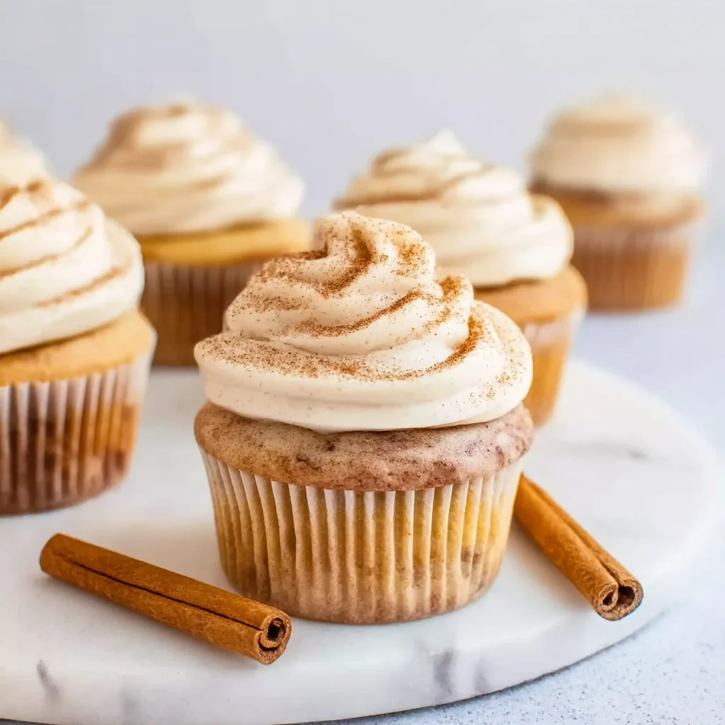 Cinnamon Roll Cupcakes