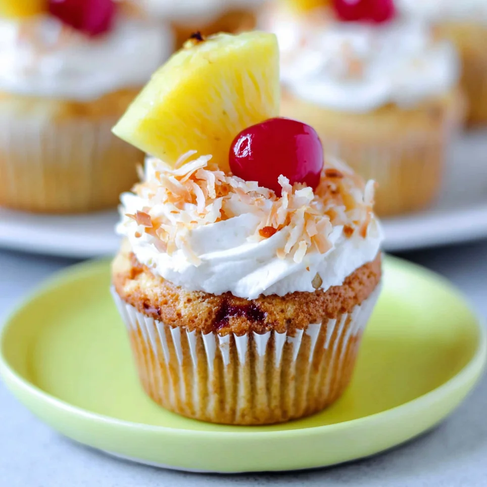 Pina Colada Cupcakes: Amazing Tropical Dessert with Coconut Flavor 4 Pina Colada Cupcakes